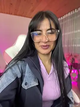 Violetta kim1 online show from February 20, 2026, 9:28 pm