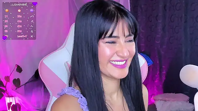 Snapshot of Violetta_kim1 chatting on July 27, 2026, 9:55 pm Violetta kim1 online show from July 27, 2026, 9:55 pm