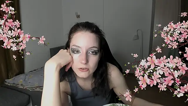 Snapshot of Bridget_fitness chatting on March 7, 2025, 4:11 pm Bridget fitness online show from March 7, 2025, 4:11 pm