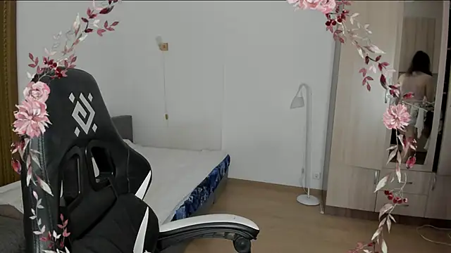 Snapshot of Bridget_fitness chatting on February 26, 2025, 6:48 pm Bridget fitness online show from February 26, 2025, 6:48 pm