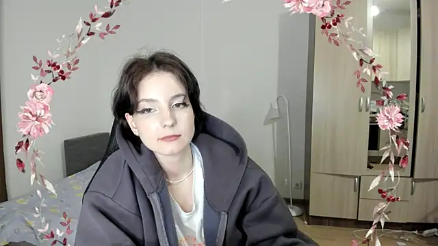 Snapshot of Bridget_fitness chatting on March 13, 2025, 6:23 pm Bridget fitness online show from March 13, 2025, 6:23 pm