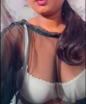 SLteena online show from July 10, 2026, 3:17 am