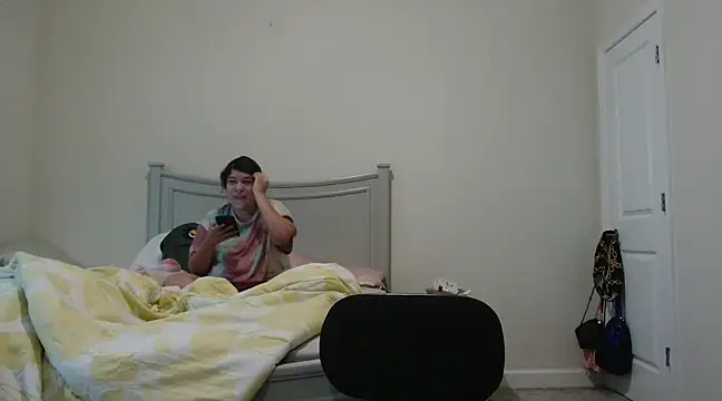 Snapshot of Crazyfunroom chatting on December 10, 2024, 8:38 pm Crazyfunroom online show from December 10, 2024, 8:38 pm