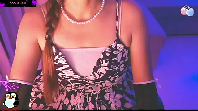  Blue Ruubyy  online show from February 12, 2026, 4:18 pm