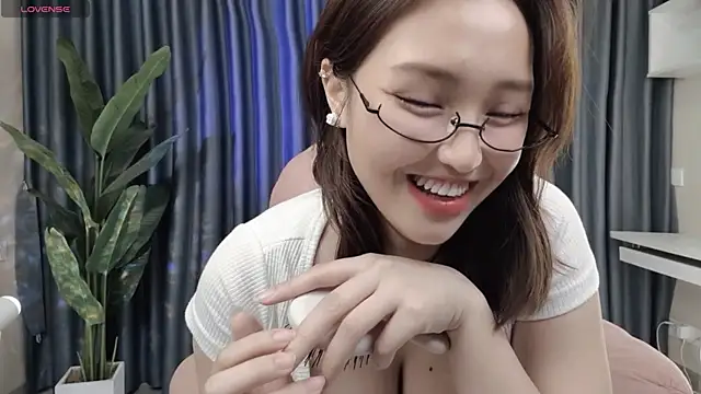 Cothy Ti online show from January 7, 2025, 1:03 pm