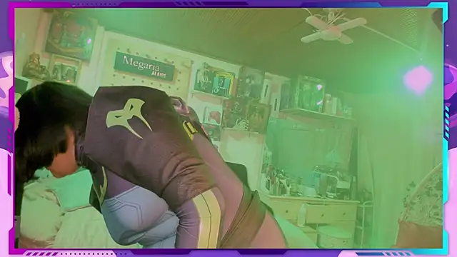 MegariaB online show from November 1, 2025, 4:08 am