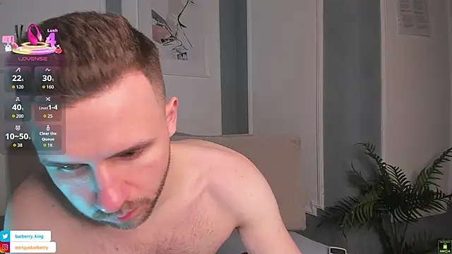 EnriqueBarberry online show from March 6, 2026, 6:19 am