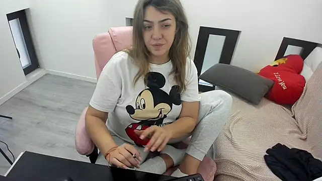 Snapshot of Dyana_Kaylinn chatting on March 30, 2026, 4:36 am Dyana Kaylinn online show from March 30, 2026, 4:36 am