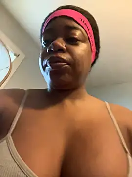 MommyConfident online show from July 13, 2026, 1:54 pm