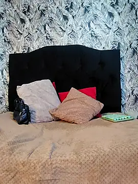 Devil Sara online show from November 6, 2025, 1:37 pm