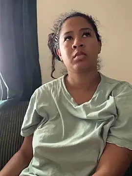 VanessaBling online show from April 10, 2026, 3:19 pm