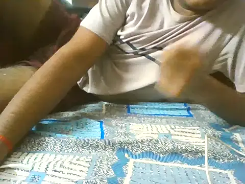 Snapshot of Dusky_Aarav chatting on October 9, 2025, 11:55 am Dusky Aarav online show from October 9, 2025, 11:55 am