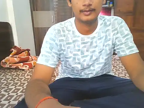 Snapshot of Dusky_Aarav chatting on September 22, 2025, 6:41 am Dusky Aarav online show from September 22, 2025, 6:41 am