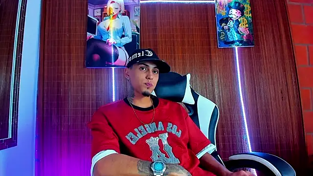 Liam lee online show from February 21, 2026, 9:06 pm