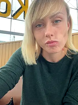 Snapshot of haileyhope_ chatting on September 13, 2025, 4:07 pm haileyhope online show from September 13, 2025, 4:07 pm