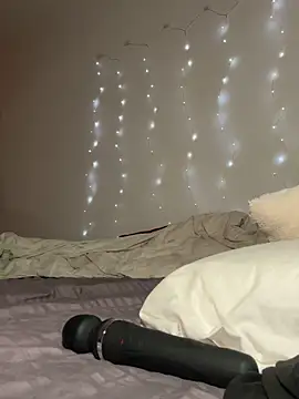 Snapshot of haileyhope_ chatting on October 26, 2025, 9:48 pm haileyhope online show from October 26, 2025, 9:48 pm