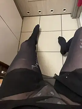 pinnklinkk online show from February 7, 2026, 3:25 am