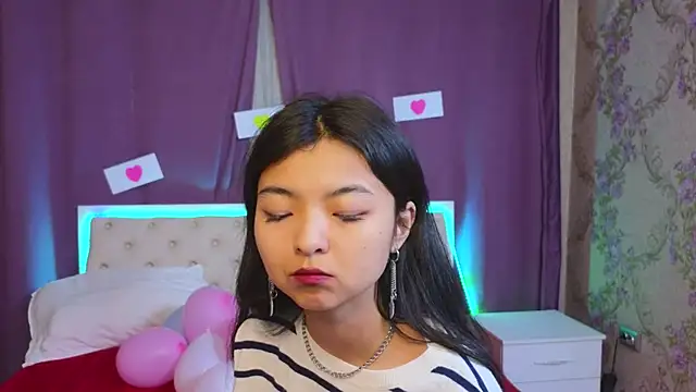 Shy Kira online show from February 10, 2025, 12:50 pm