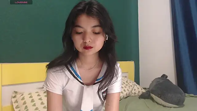 Shy Kira online show from June 18, 2026, 8:46 am