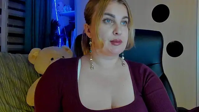 Snapshot of CoraSwon chatting on March 26, 2026, 5:55 pm CoraSwon online show from March 26, 2026, 5:55 pm