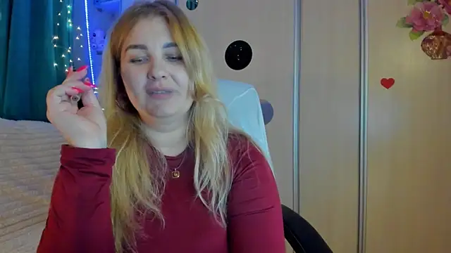 Snapshot of CoraSwon chatting on March 15, 2026, 6:04 pm CoraSwon online show from March 15, 2026, 6:04 pm