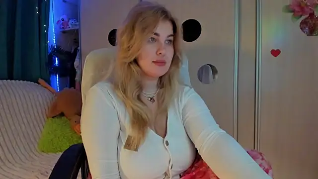 CoraSwon online show from February 26, 2026, 4:07 pm