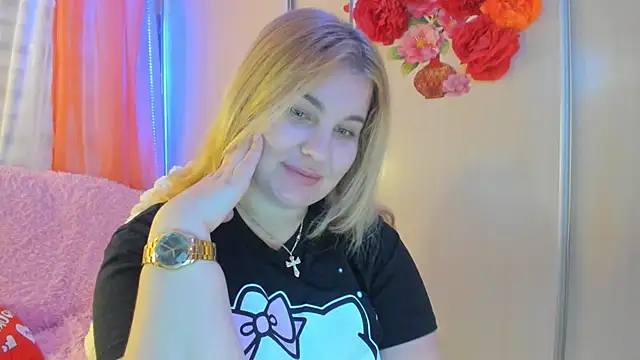 Snapshot of CoraSwon chatting on March 6, 2025, 7:32 pm CoraSwon online show from March 6, 2025, 7:32 pm