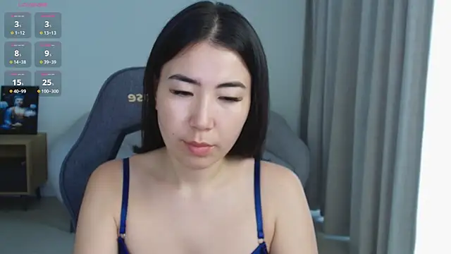 Naomi 52 online show from May 29, 2026, 1:11 am