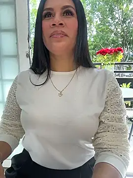 Sofia Convers online show from May 17, 2026, 1:00 pm