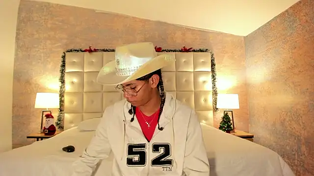 Maxim-Walker online show from January 9, 2026, 3:24 am