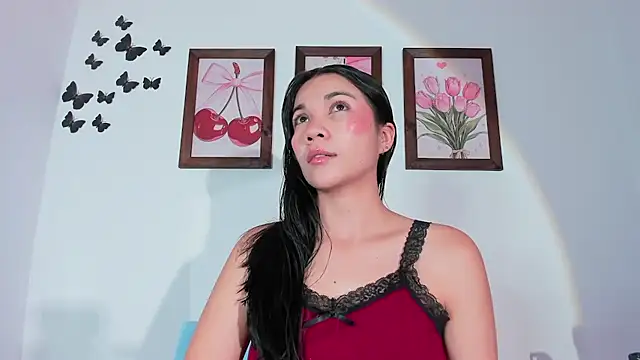 Emiily Parkerr online show from June 25, 2026, 9:20 pm