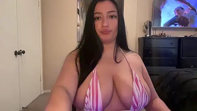 rubybabyxo online show from January 26, 2025, 8:45 pm