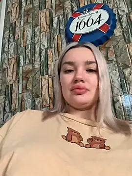 Snapshot of Sextazy chatting on February 7, 2026, 8:00 am Sextazy online show from February 7, 2026, 8:00 am