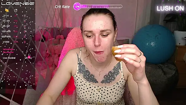 Bella  Swoon online show from March 21, 2025, 1:56 pm