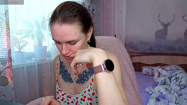 Bella  Swoon online show from May 22, 2026, 5:27 am