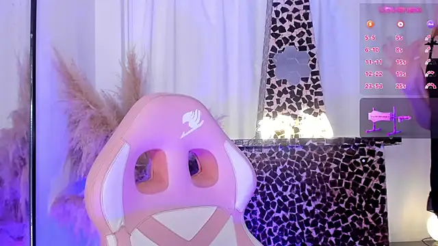 mmoonlightt  online show from February 25, 2025, 2:03 am