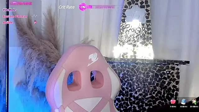 mmoonlightt  online show from March 18, 2025, 9:32 pm