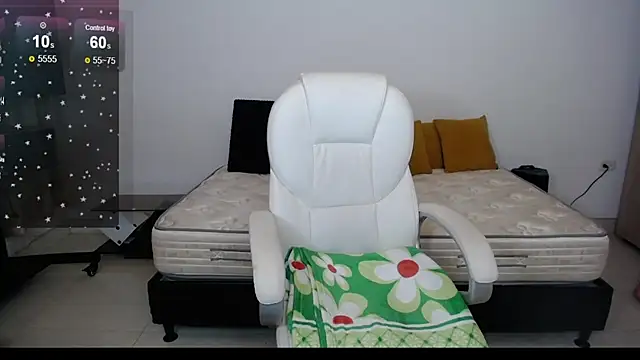 Snapshot of Mariam_Gomezxxx chatting on March 18, 2025, 12:19 am Mariam Gomezxxx online show from March 18, 2025, 12:19 am