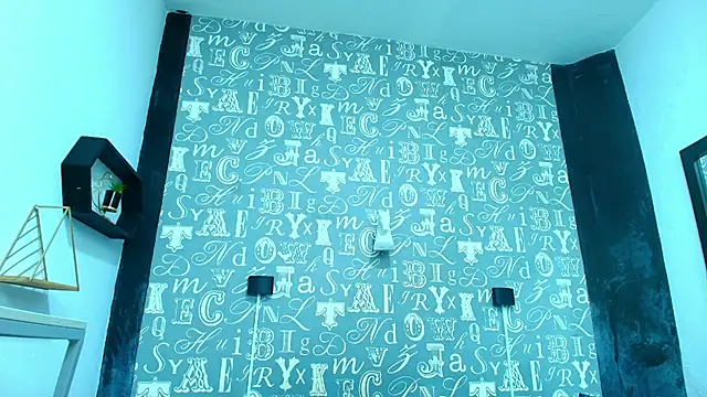 Lindsey8 online show from January 6, 2026, 1:26 pm