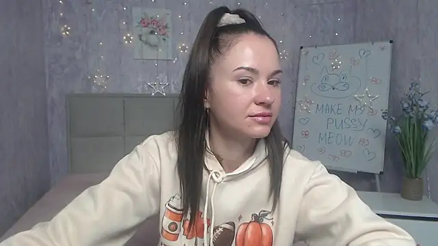 KaraCriegs online show from September 27, 2025, 5:30 pm