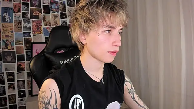 liamelf online show from May 1, 2026, 4:17 am