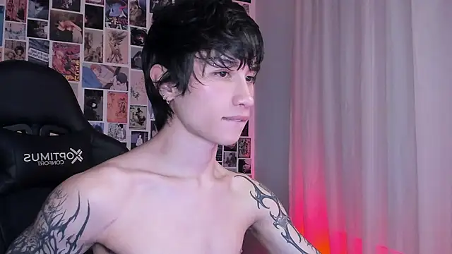 liamelf online show from March 22, 2025, 8:51 am