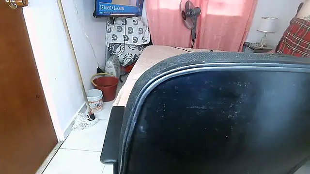 Snapshot of Chanel_87xxx chatting on May 25, 2026, 8:29 pm Chanel 87xxx online show from May 25, 2026, 8:29 pm