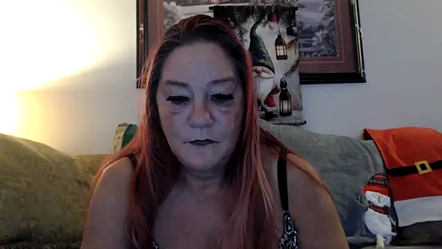 LexxiLeeds online show from November 27, 2025, 12:38 pm