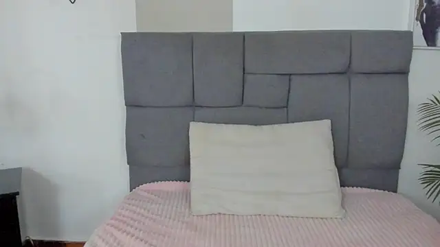 Snapshot of mailin18 chatting on December 20, 2024, 3:47 am mailin18 online show from December 20, 2024, 3:47 am