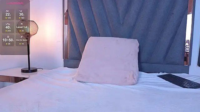 mailin18 online show from April 15, 2026, 11:38 pm