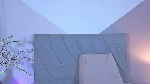 Snapshot of mailin18 chatting on November 7, 2025, 9:30 pm mailin18 online show from November 7, 2025, 9:30 pm