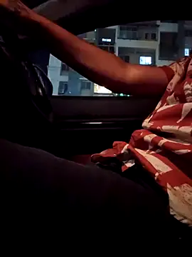 Snapshot of desi_strip_alfa chatting on December 17, 2024, 1:38 pm desi strip alfa online show from December 17, 2024, 1:38 pm