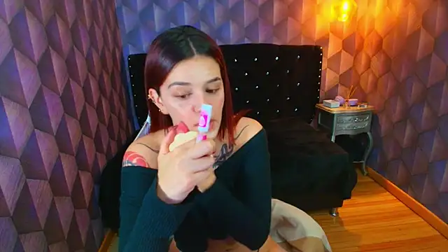 Snapshot of LiaHarryis chatting on November 14, 2025, 6:11 pm LiaHarryis online show from November 14, 2025, 6:11 pm