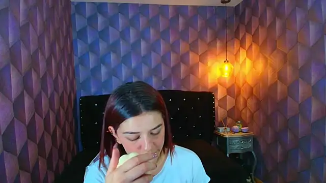 Snapshot of LiaHarryis chatting on November 18, 2025, 6:44 pm LiaHarryis online show from November 18, 2025, 6:44 pm